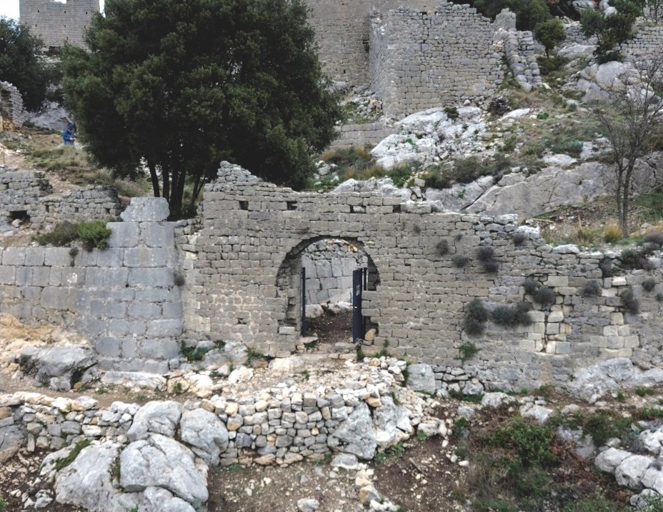 La porte de Mauguio. Photo : Christophe Colrat
